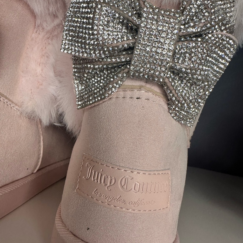 Juicy Couture Pink Faux Fur Boots w/ Rhinestone Bow|Size 9 - Picture 5 of 6